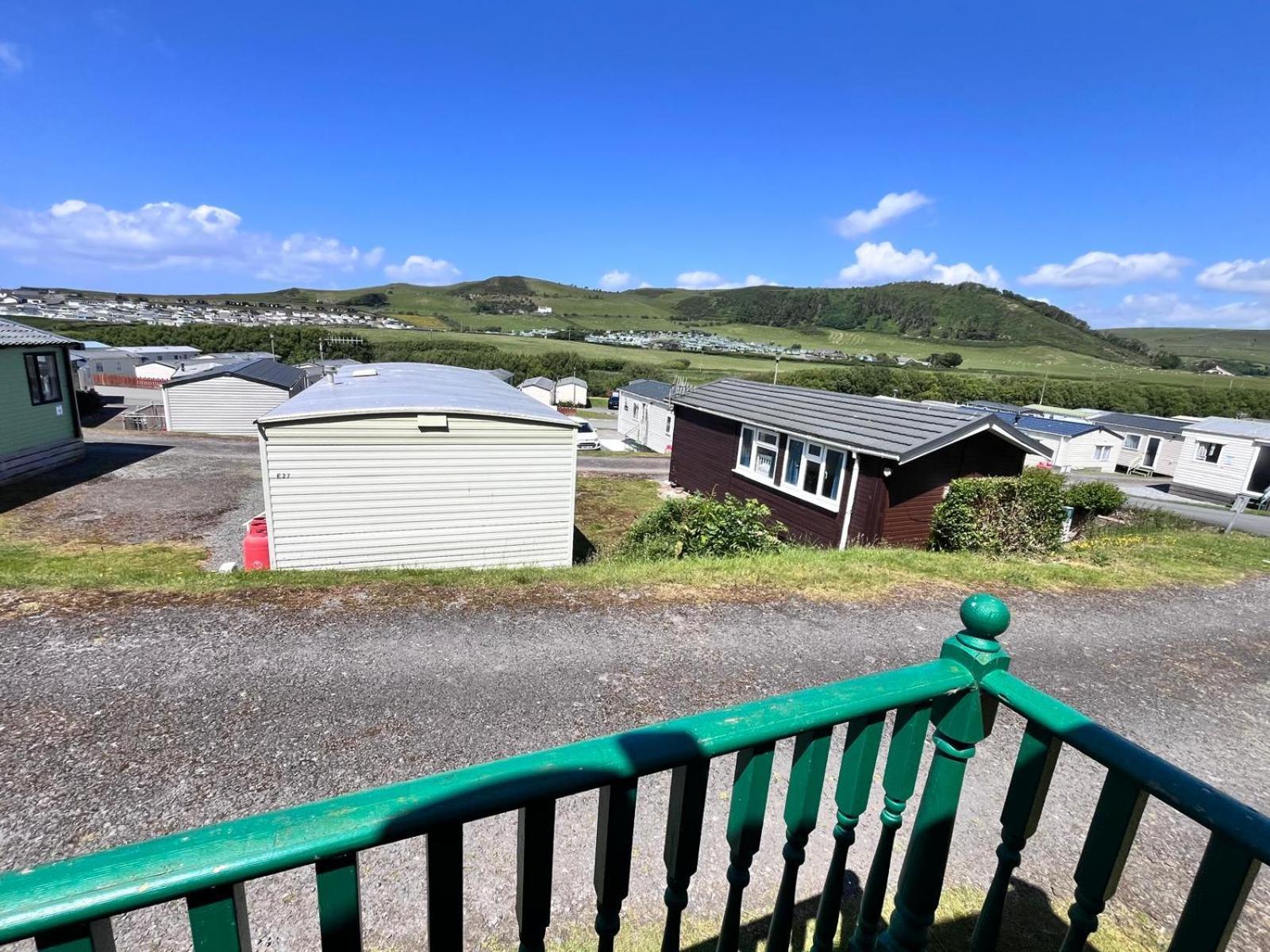 Van Number 123 Beautiful Caravan Sleeps 4 Aberystwyth Dış mekan fotoğraf